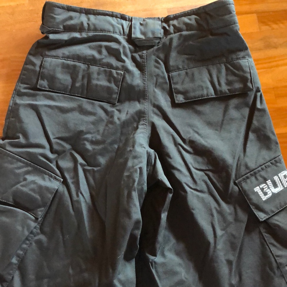 Burton snowpants! Excellent condition! (5/6)